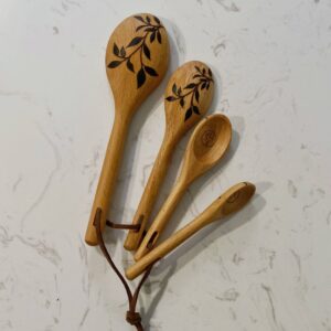 Ginger & Ivory Co. - Leafy Vines Measuring Spoons - Set of 4