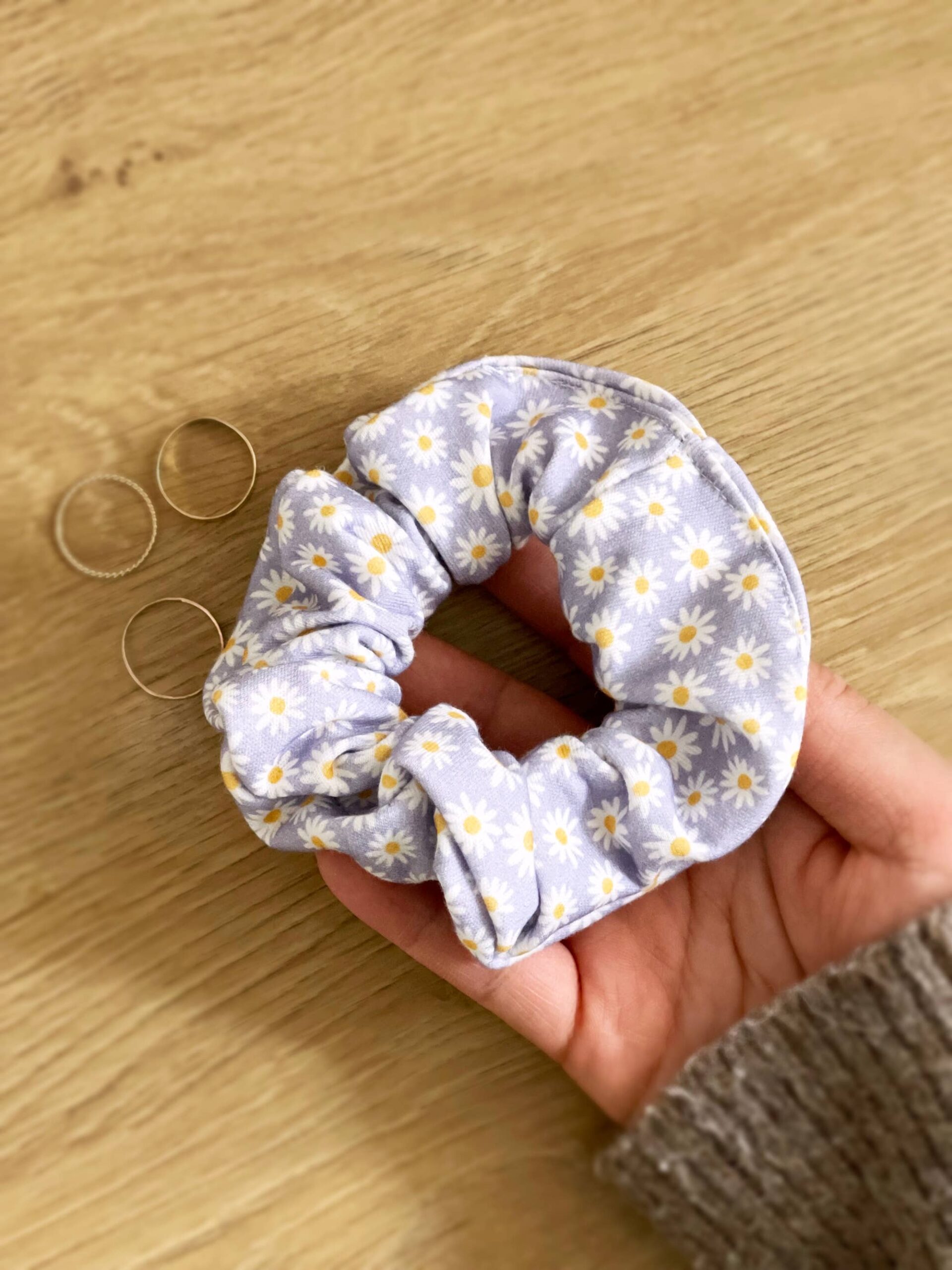 Freon Collective - Organic Cotton Hair Scrunchie - Lilac Daisies