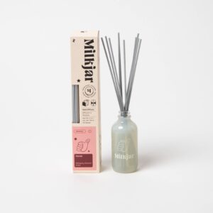 XMilk Jar Candle Co. - Dandy 4 oz Reed Diffuser