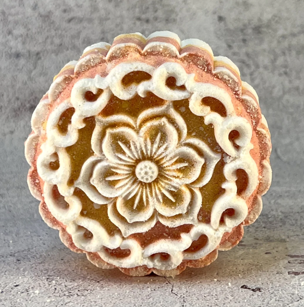 RavenSong Soap & Candle - Grapefruit Bellini - Moon Cake