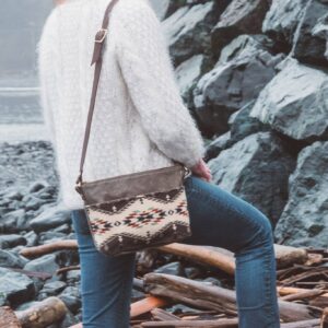 Grace Design - Tofino Crossbody | Driftwood