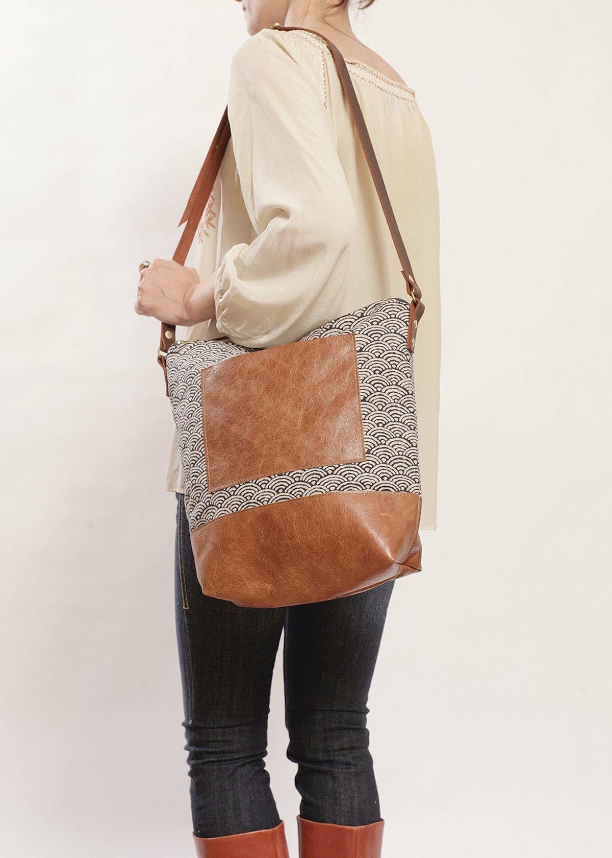 Grace Design - Brooklyn Carry-All | Indigo Waves